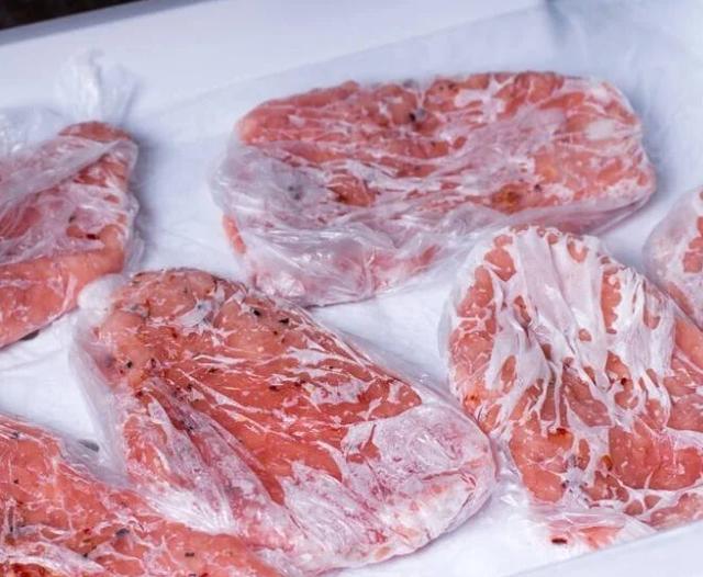 转告家人：3种肉类已拉入伤胃“黑名单”，有胃病的人，尽量少碰