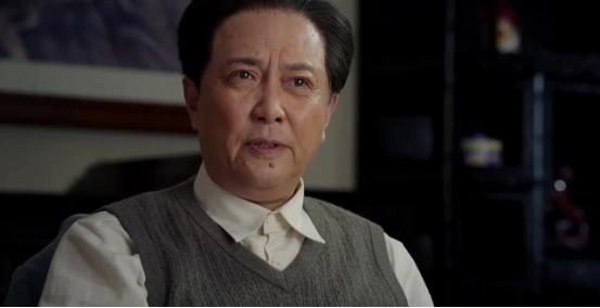 毛主席临终前接见叶剑英，在其手背上点了几下，留下了无声的遗嘱