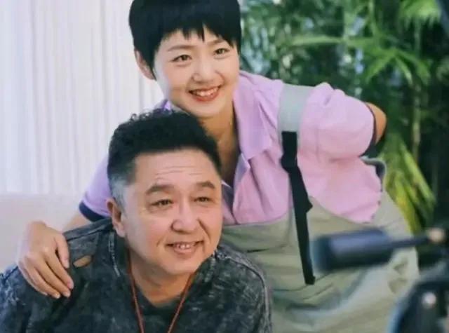 于谦的媳妇:看到于谦的老婆的照片，终于知道为什么郭德纲总爱占嫂子的便宜了