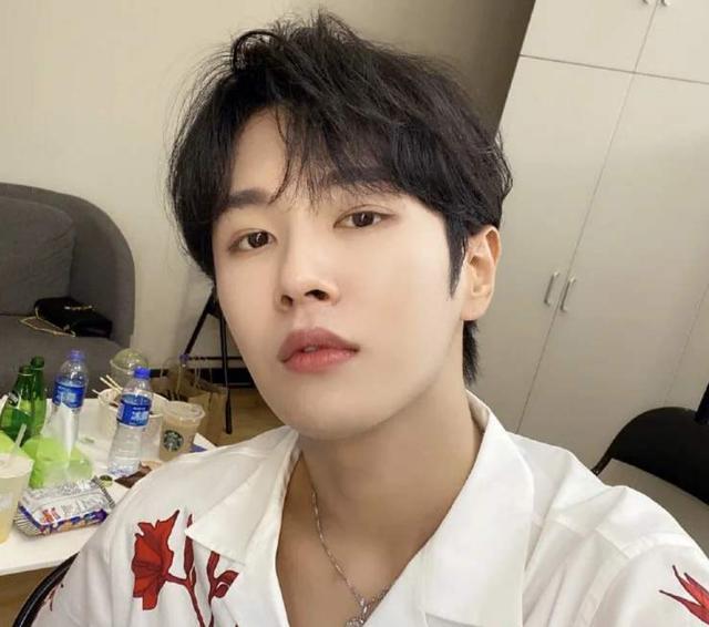 王一博数据为什么比肖战差那么多（全网明星超话排行）(3)