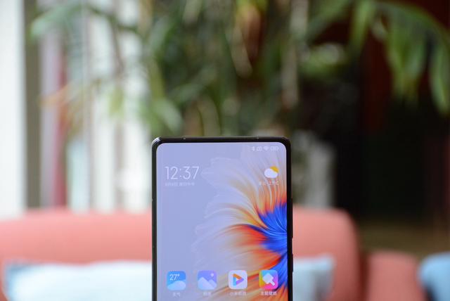 从iphone 11换到小米mix4，领会了两天：这差异也太大了吧？