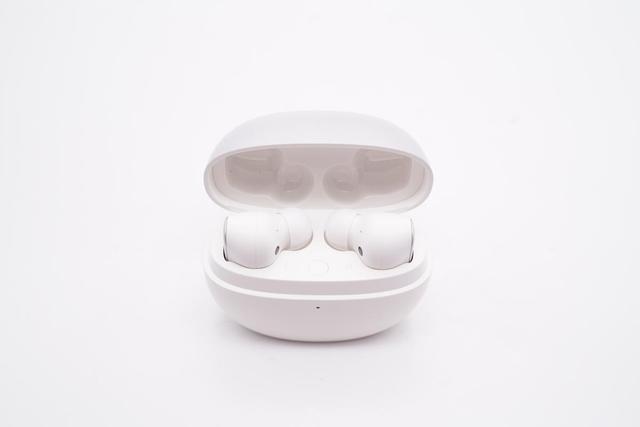 采用高通QCC3040蓝牙主控，omthing首款降噪耳机AirFree2拆解报告