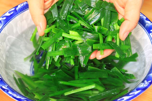 阳春三月，建议多吃这道“天然养肝菜”，别心疼钱，鲜美又营养