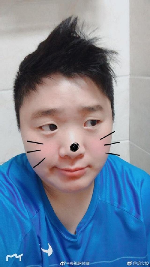 一上来,陆幽便恭喜巩立姣夺冠,表示在她印象中"巩立姣一直是个女汉子