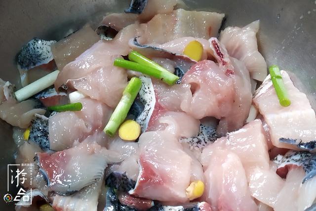 鱼鳞火锅底料怎么炒