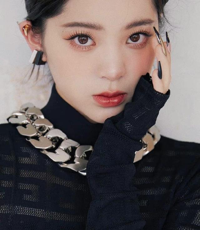 �й���������ױ����Ƭ(��������ױ���ˣ������߼���������ŷ�����ȿ������ճ�Ȧ)