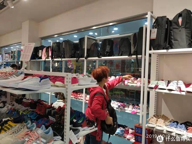 唯品会折扣店（唯品会折扣店在哪里）