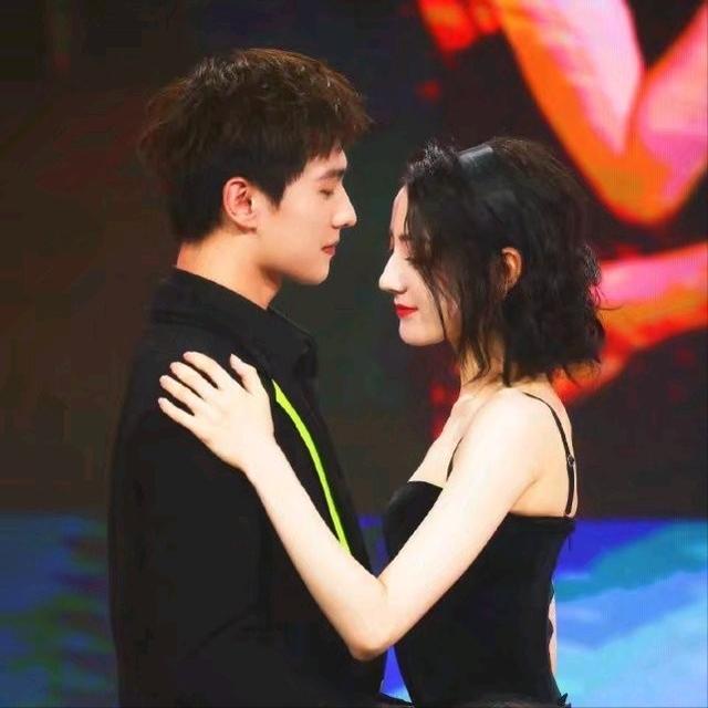 《你是我的荣耀》迪丽热巴搭档杨洋,俊男靓女合作带来满满"cp感"