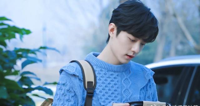 关晓彤超话微博(关晓彤超话微博社区)