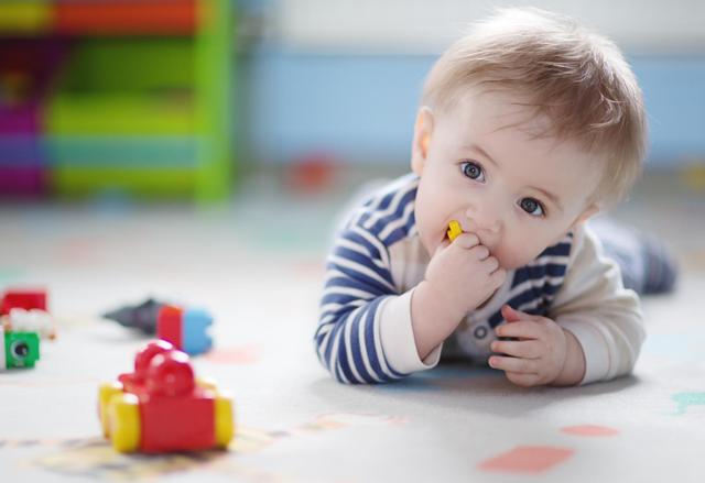 为啥孩子对玩具总是3分钟热度？并非是孩子的错，父母多检讨自己