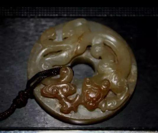 清代螭虎与螭龙的区别,文玩中的螭龙是什么