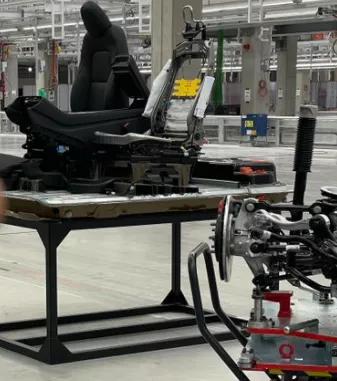 特斯拉发布了“structure battery”，又甩同行几条街？