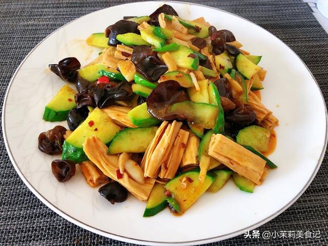 天冷了，别光喝热水，6种高“铁”食物要多吃，元气满满温暖过冬