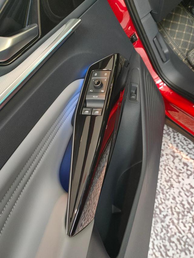 大众ID.4 CROZZ 电动车王者