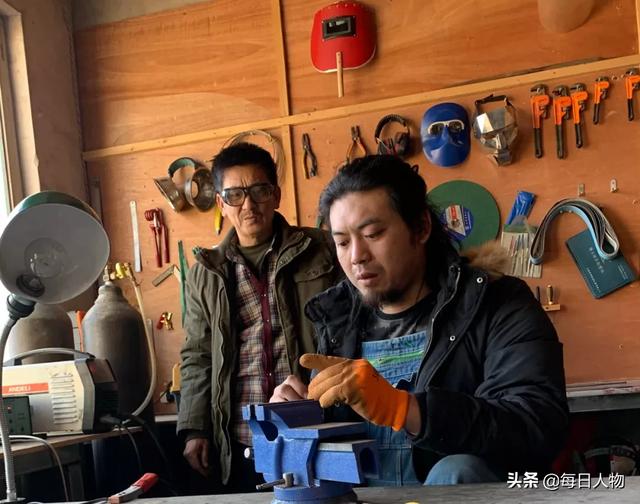 破碎机啃不动秤砣跟铁球视频的简单介绍