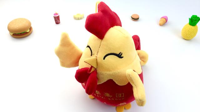 清理这样的毛绒玩具,不用一滴水,只需一些食盐就能轻松去污杀菌