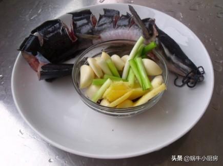 鲶鱼炖豆腐