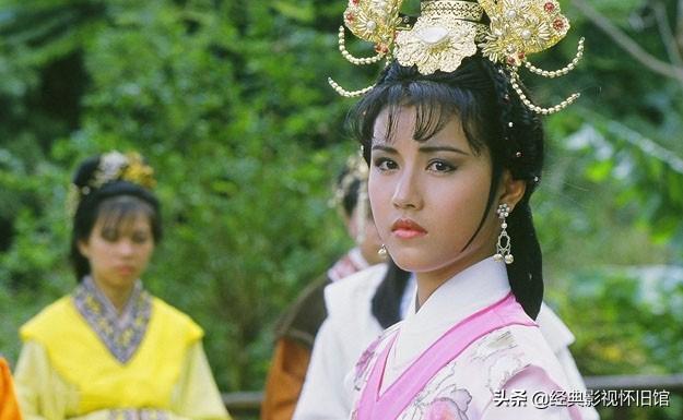 �����ʵ۹�װ�����߿�(TVB�Ͼ硶�����ʵۡ������»�ͬ��������������һ������֮��)