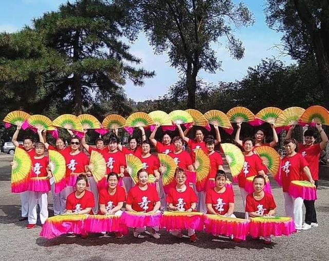 「普及介绍」跳舞的双扇(双扇舞蹈)