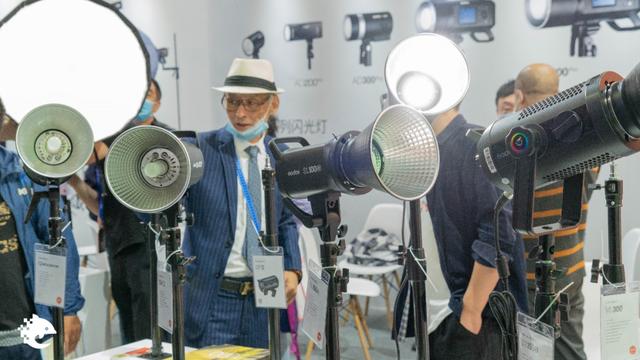 永诺照相机械展