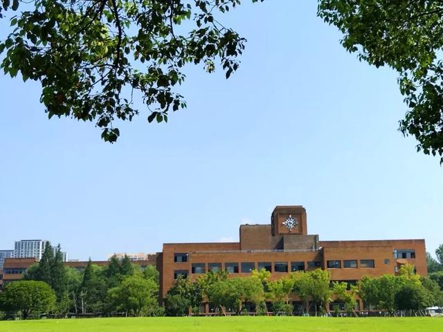 宁波大学图书馆（宁波大学图书馆网站）