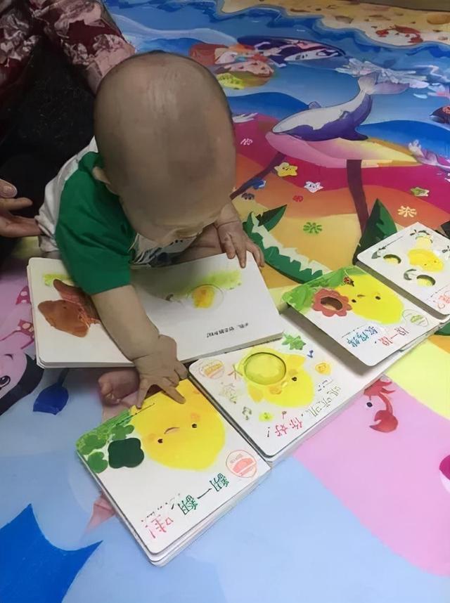 学龄前孩子背会的东西转眼就忘，父母不妨试试激活“文字盒子区”