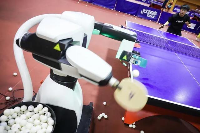 云栖大会：用科技创造“未来世界”，行动迟缓的“巨人”或将倒下