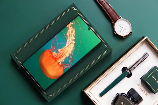 想要三年不用换手机？这几款旗舰可以满足你，配置强悍颜值出众