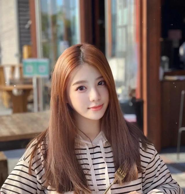 惊呆！这是生完二胎的宝妈！简直就是高中生