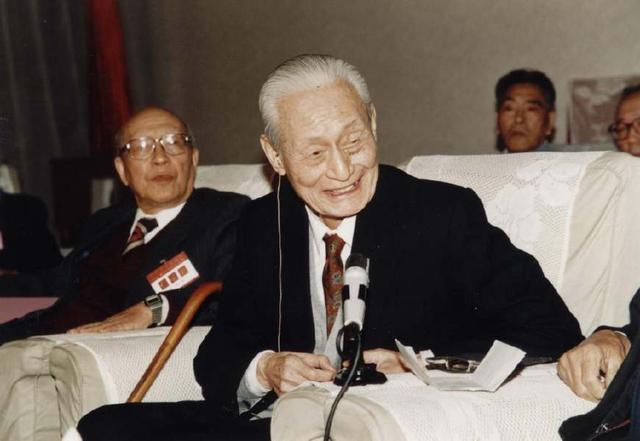 11月17日出生的名人偉人大全 中國熱點