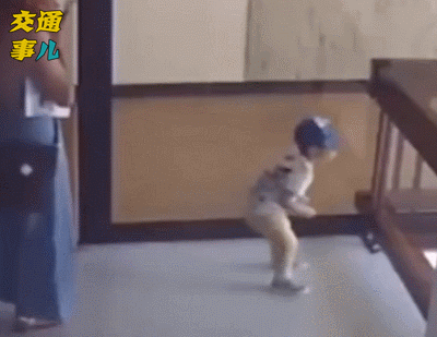 这些都是惨痛的教训，儿童交通安全不可忽视