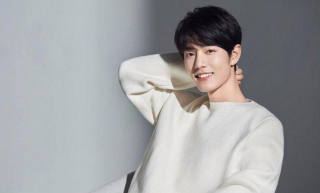 王一博学历低肖战学历高（王一博肖战cp合照壁纸）