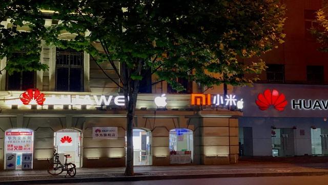 国产手机销量普遍下滑，为什么只有苹果在畅销？