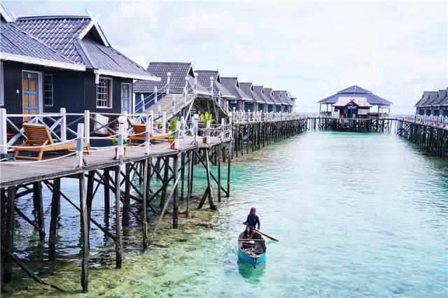 馬來西亞有個仙境般的小島，島上居民無國籍，潛水愛好者都愛來