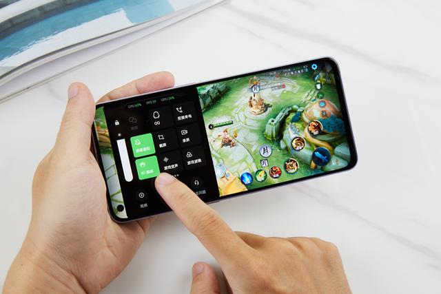 OPPO“不讲武德”，12+256G再降800元，售价越来越亲民了