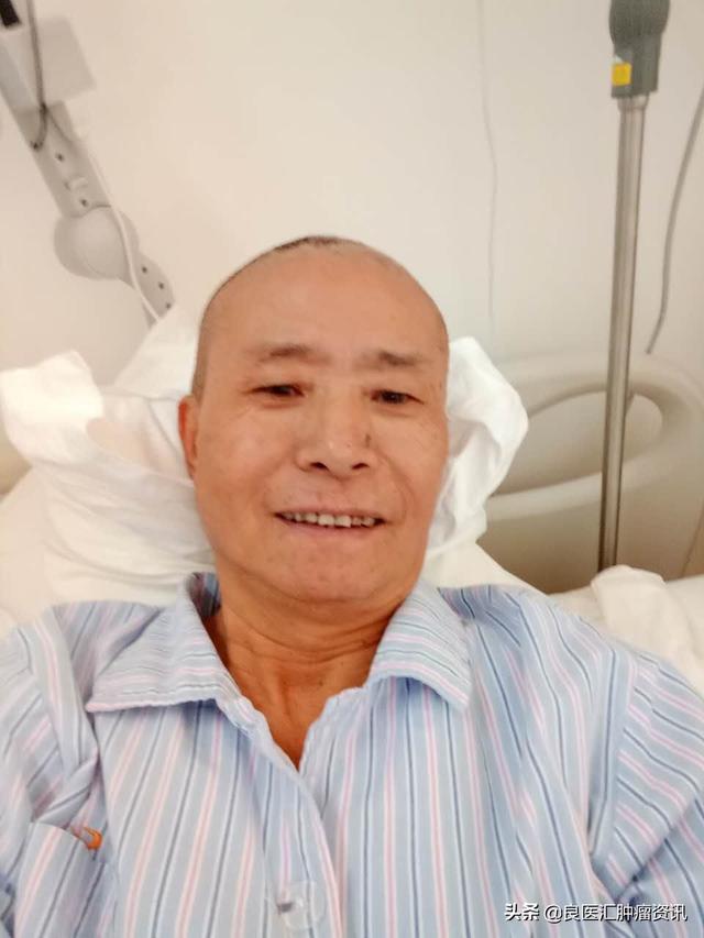 右肺上叶非角化型鳞状癌