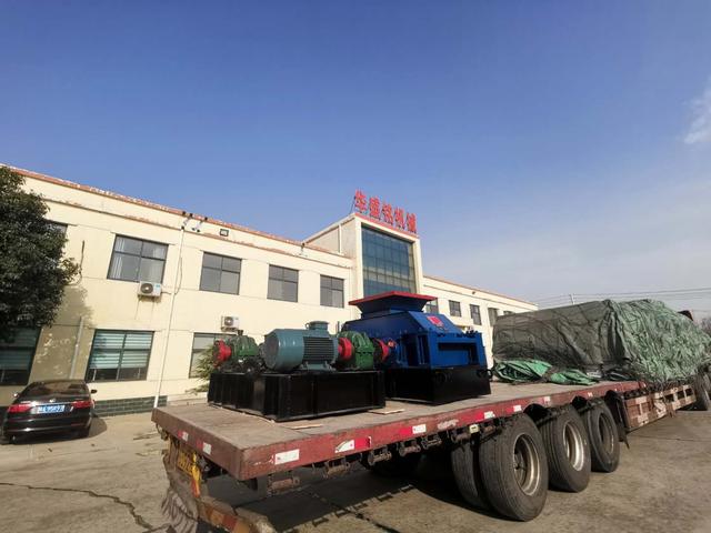 对辊制砂机跟冲击制砂机的简单介绍
