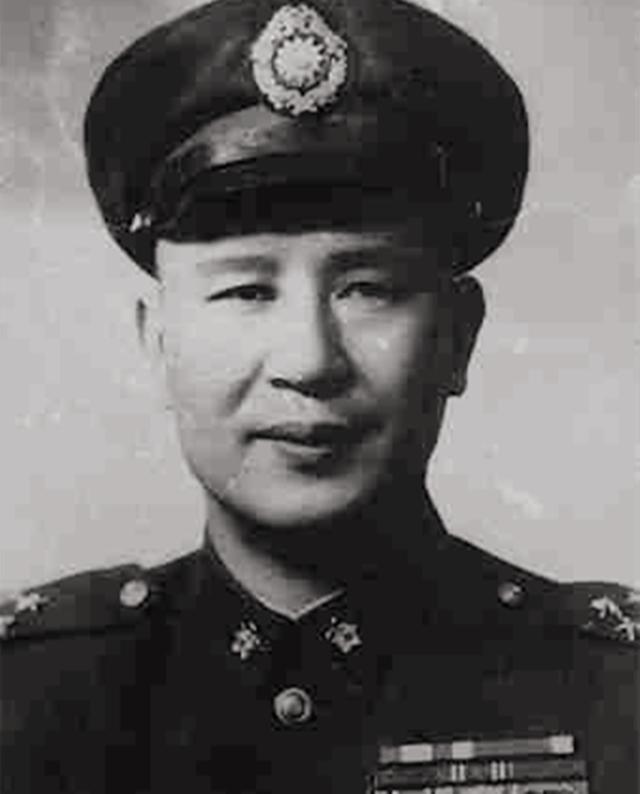 1966年白崇禧被发现死在家中，浑身发紫，照顾他的护士消失不见