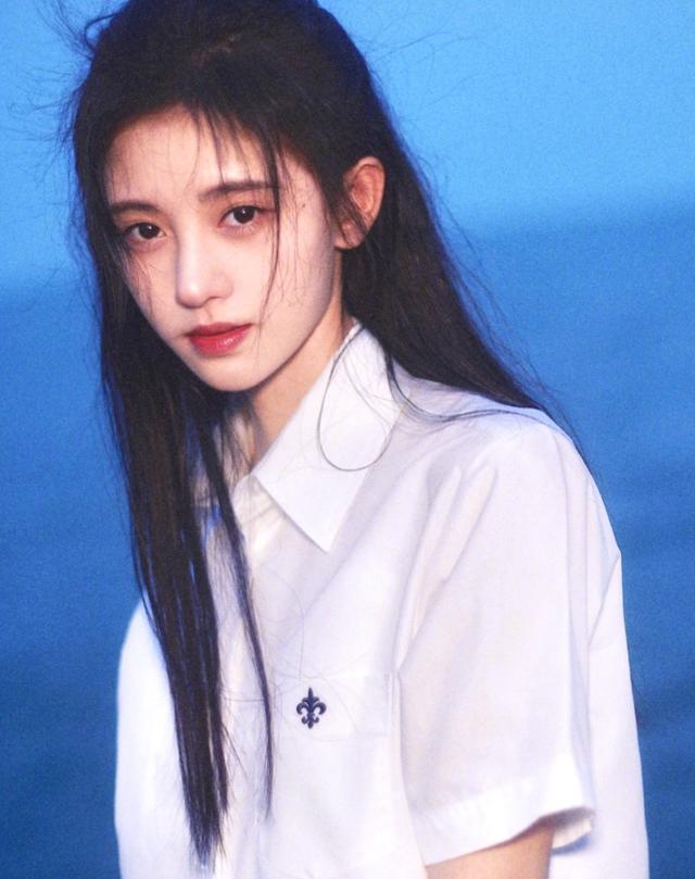 鞠婧祎的出生年月(鞠婧祎的出生年月日是多少)