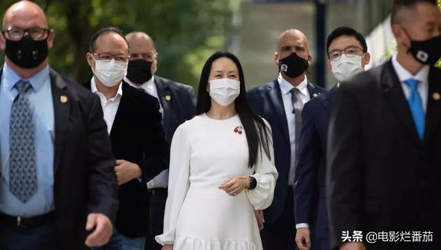 孟晚舟回国，港台明星纷纷致贺，女神张敏的八字欢迎词，让人泪目