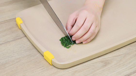 饺子皮也能做面条，酸甜可口，补铁补VC