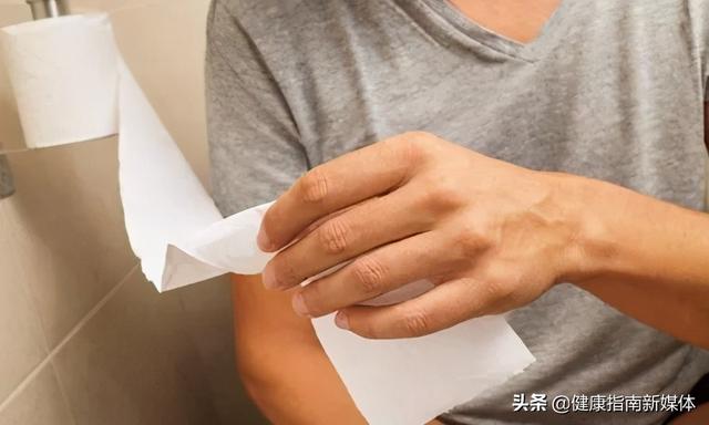 老年人容易出现便秘的原因