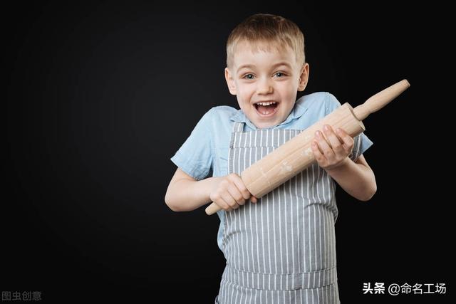 怎么样取名字最好的男(男孩取名字莯好吗)