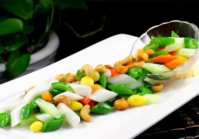 研究表明 经常吃素的人放屁多得到证实 经常吃植物性饮食放屁会更多