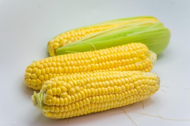 常吃两种“长寿米”，按摩三个穴位，健脾祛湿又养胃