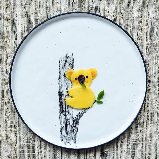 趣味早餐食谱：给孩子100分活力的芒果小考拉，搭配什锦炒面