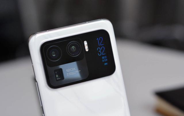 国产旗舰地板价：两款骁龙888手机降至2199元，你愿意买吗？