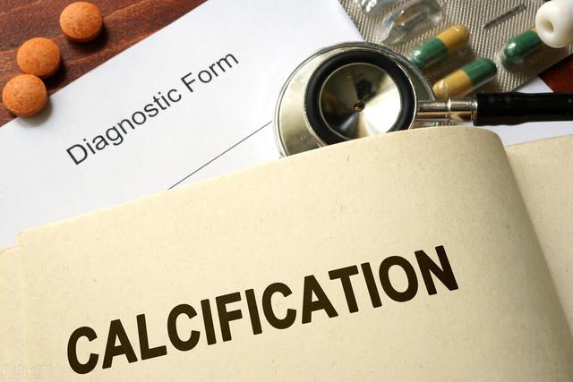 补钙？小心骨质疏松没有解决，动脉硬化让你雪上加霜