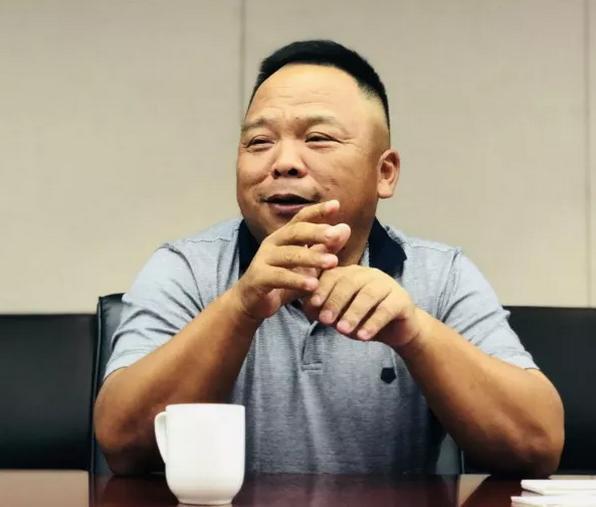 中国好老板马建荣：花1亿元为员工做食堂，包车送员工回家过年