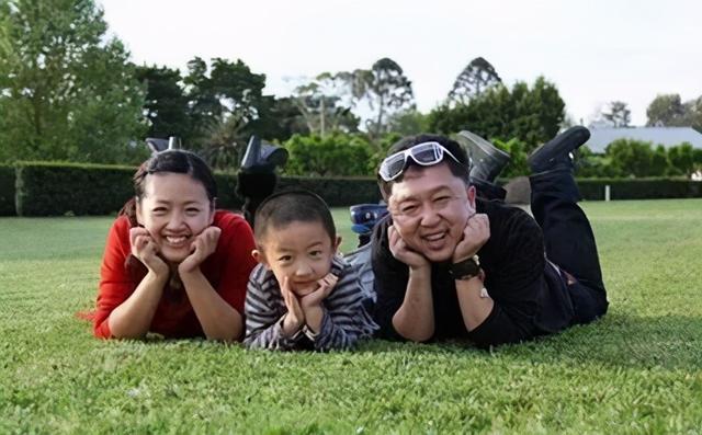 于谦的媳妇:于谦白慧明老夫老妻羞于甜蜜，其实厌倦的不是婚姻，是寡淡无味